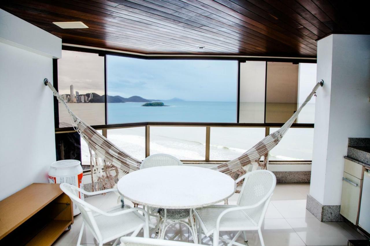 Apto Boutique Baln Camboriu frente mar pe na areia deslumbrante vista mar HIGIENIZADO TOTAL para COMVIDA-22 Balneario Camboriu Exterior foto
