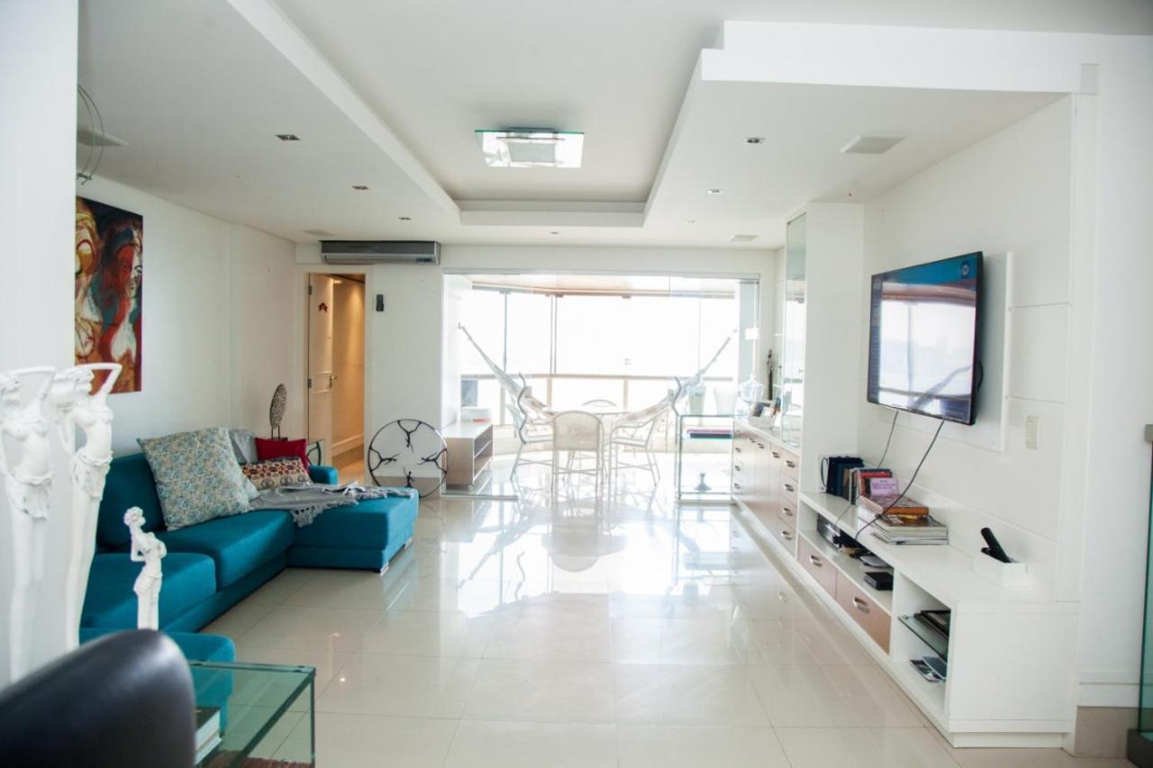 Apto Boutique Baln Camboriu frente mar pe na areia deslumbrante vista mar HIGIENIZADO TOTAL para COMVIDA-22 Balneario Camboriu Exterior foto